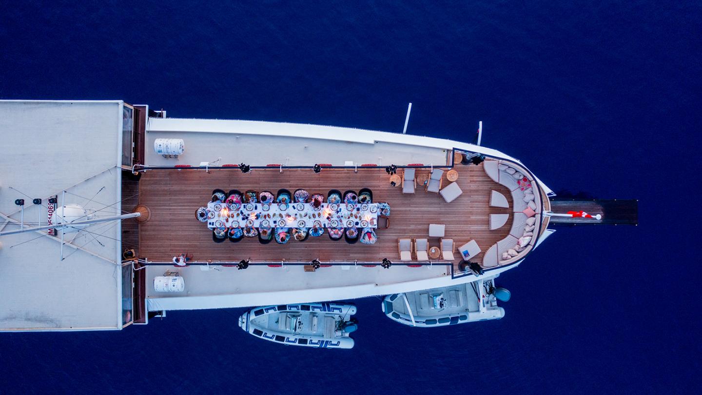 Ship pictured from directly overhead